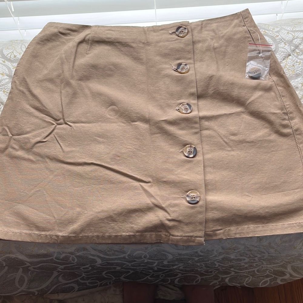 Blu Pepper khaki cute mini skirt Large NWT